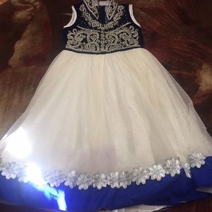 Girls middle eastern dress!